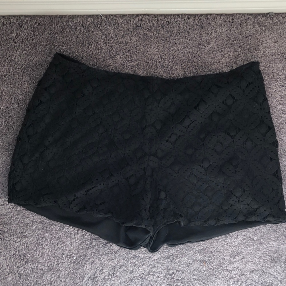 Lacey shorts